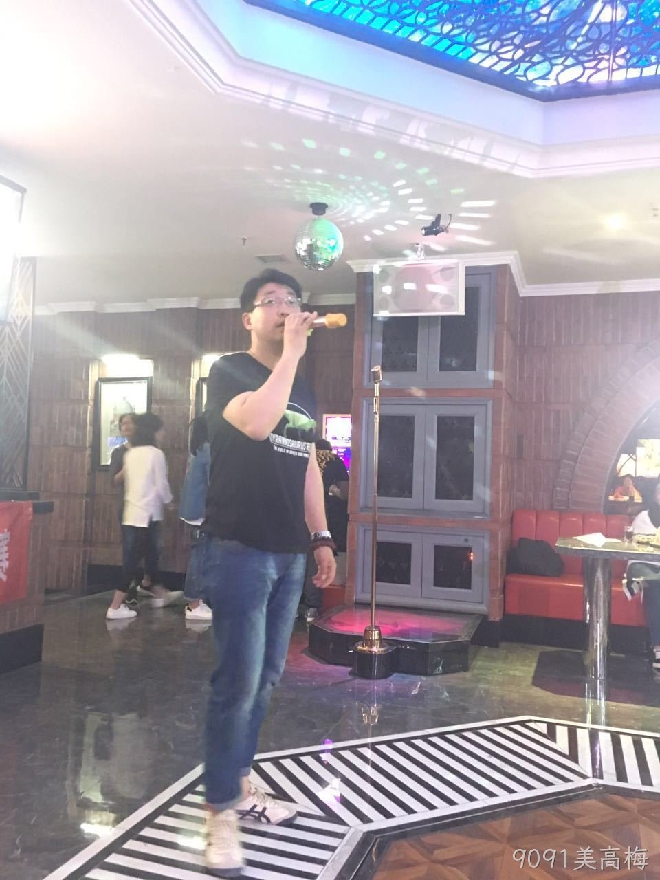 9091美高梅公司举办第四届卡拉OK比赛